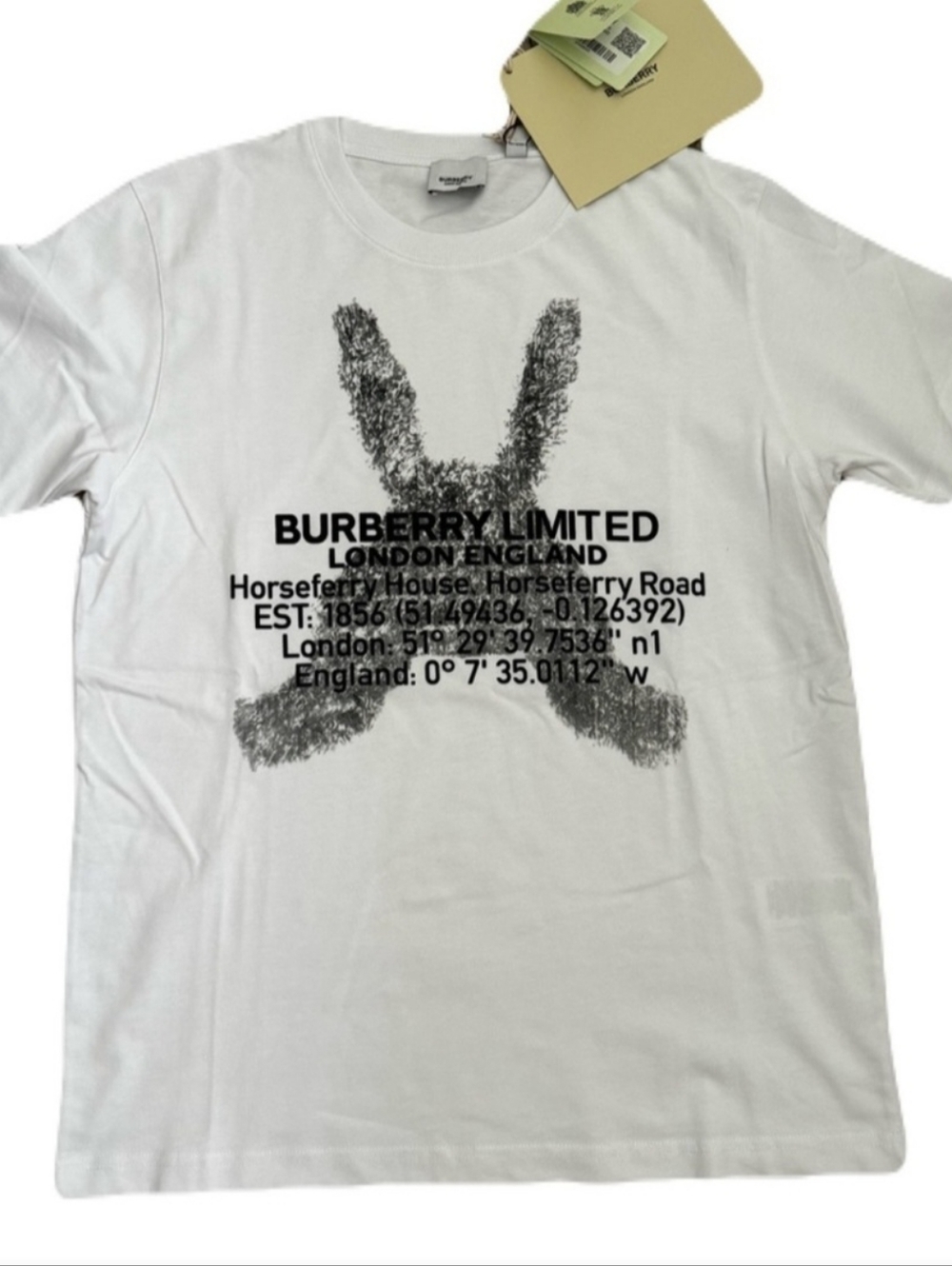 Burberry White T-Shirt with Black Logo and Graphic